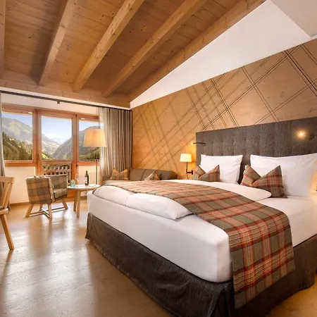 فندق Defereggental & 4*